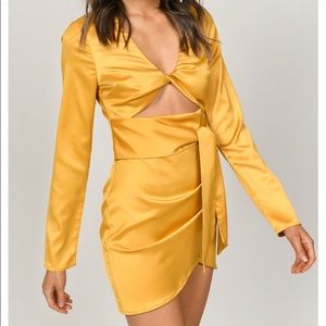 NWT Tobi So Unreal Marigold Satin Bodycon SZ SM &M